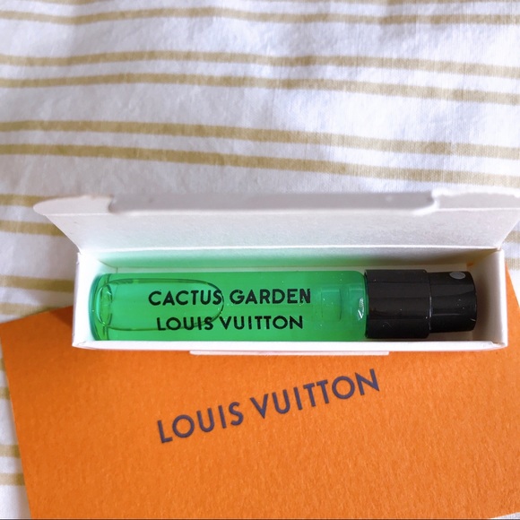 Louis Vuitton Other - Louis Vuitton💚 CACTUS GARDEN